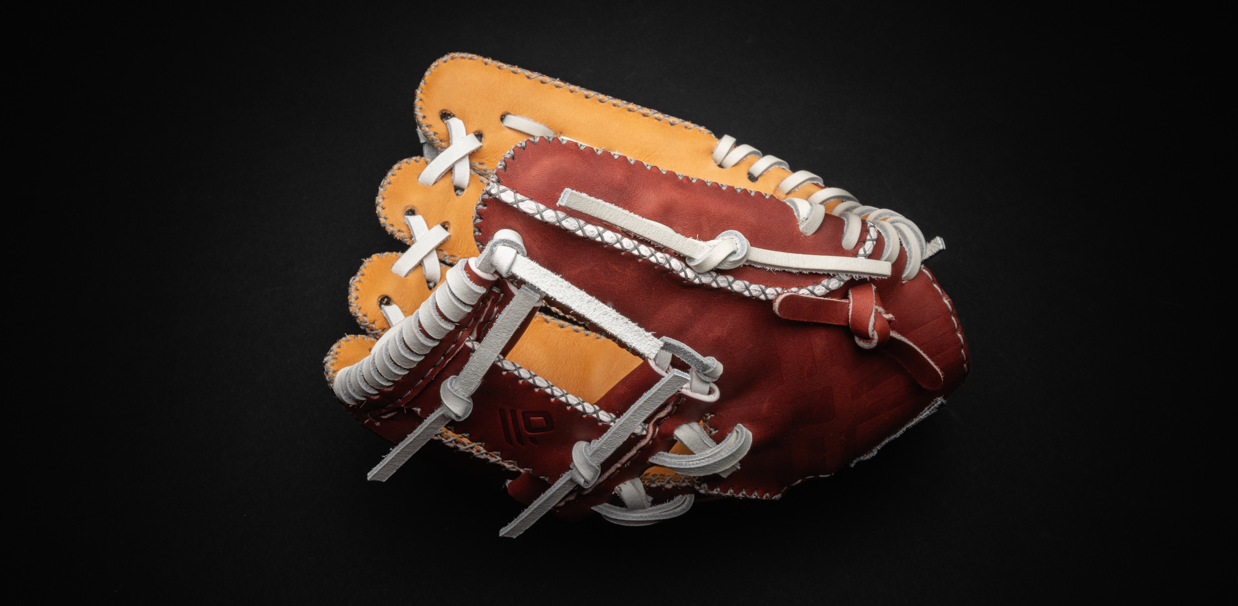 EdgeX™ Iron Man 10.5" Youth Glove Nokona Ballgloves