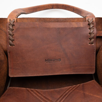 The Nokona EdgeX ™ Tote in Walnut Crunch™