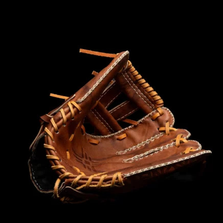 Walnut™ EP - Nokona Ballgloves